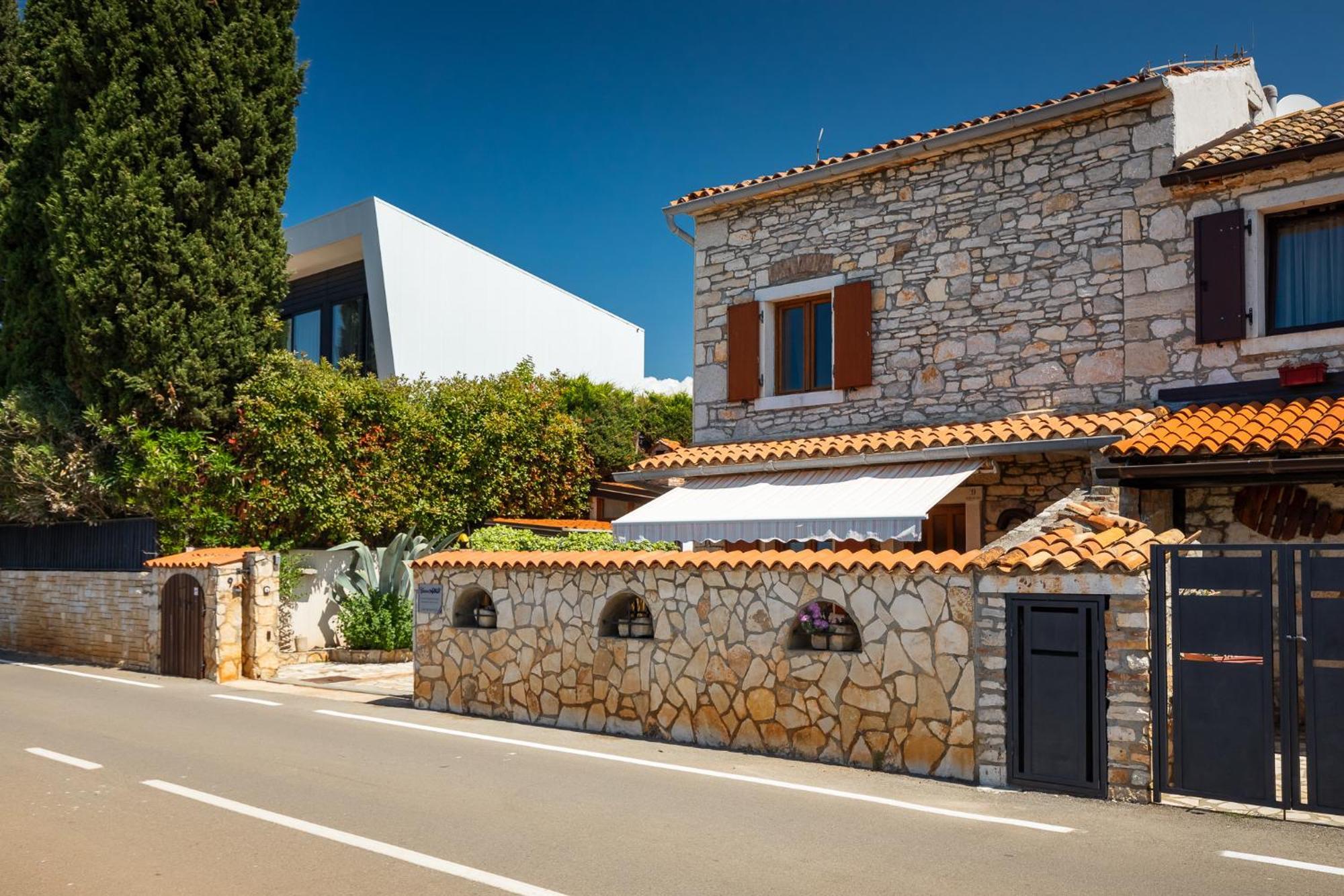 Beach House - Sea Breeze Porec Ngoại thất bức ảnh